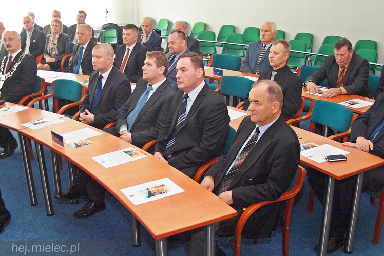 Radni Miejscy spotkali się na papieskiej sesji