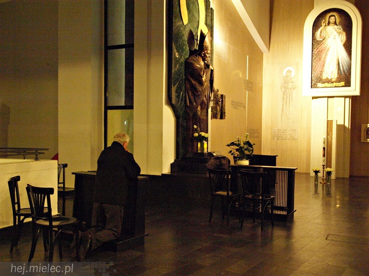 Dni Papieskie: koncert chórów I i II Liceum Ogólnokształcącego