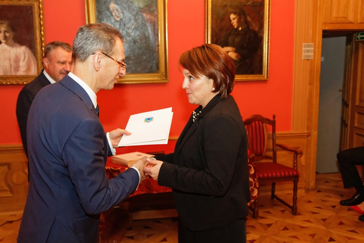 Nauczyciele i wychowawcy z mieleckich szkół nagrodzeni