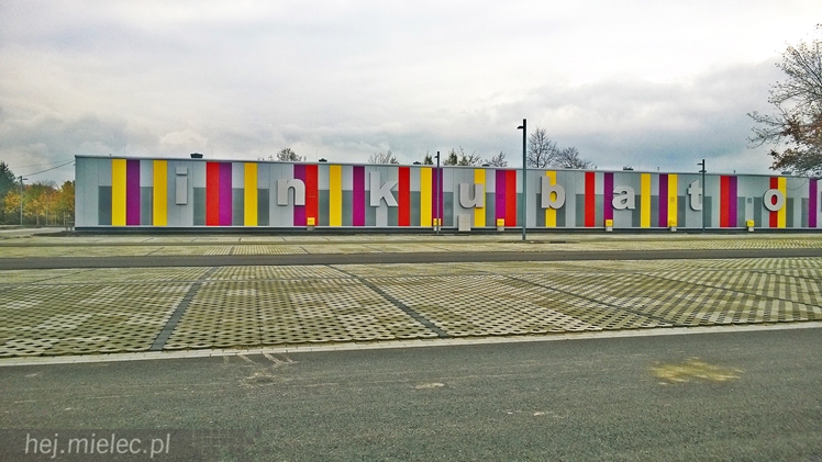 Koniec budowy kolorowego inkubatora