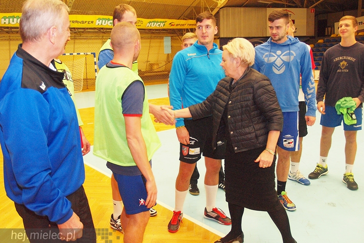 Posłanka Skowrońska na treningu PGE Stali: potwierdzenie współpracy i podziękowania