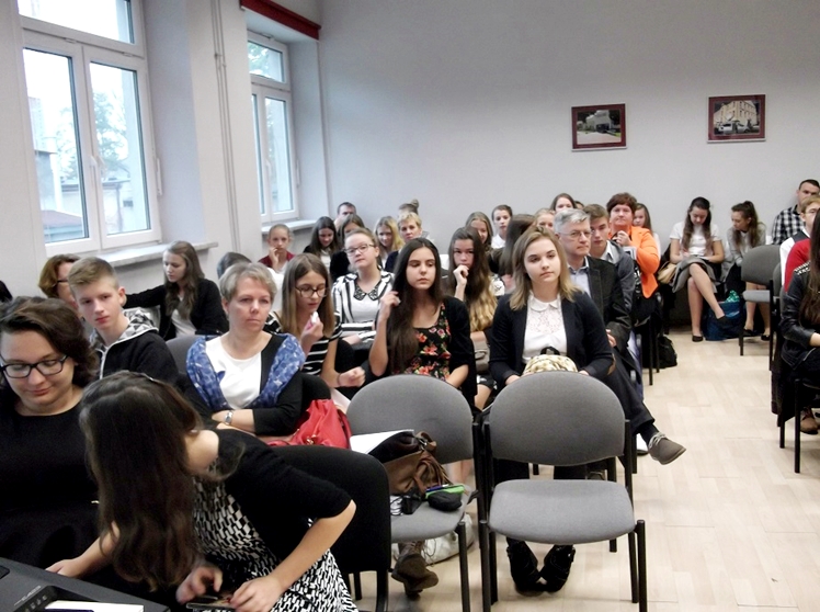 Powiatowy Konkurs Poezji i Piosenki ?Barwy Mojej Ojczyzny? 2015 rozstrzygnięty