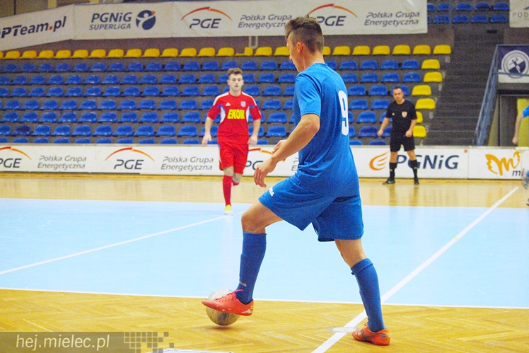 Futsal znaczy emocje. KF Stal punktów nie zdobyła ale zasłużyła na brawa