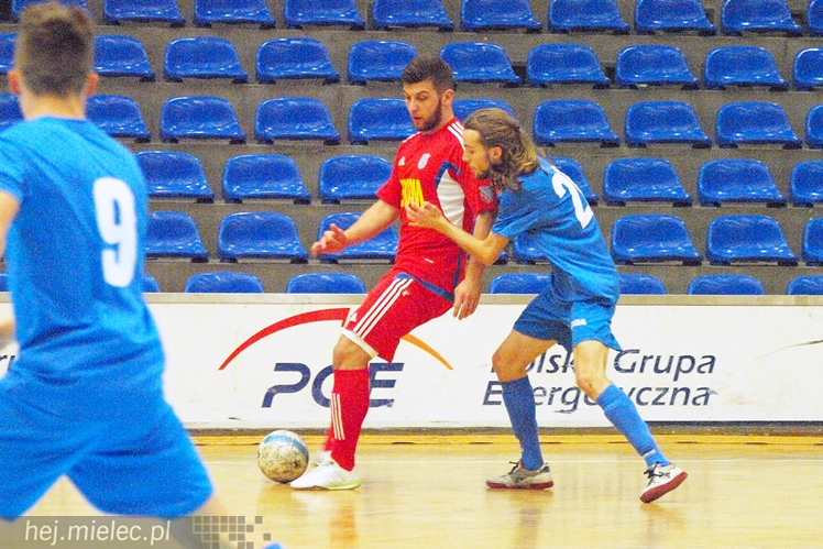 Futsal znaczy emocje. KF Stal punktów nie zdobyła ale zasłużyła na brawa