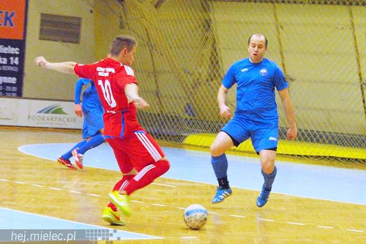 Futsal znaczy emocje. KF Stal punktów nie zdobyła ale zasłużyła na brawa