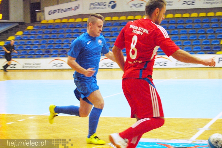 Futsal znaczy emocje. KF Stal punktów nie zdobyła ale zasłużyła na brawa