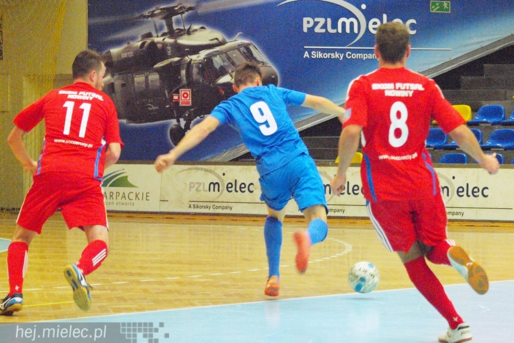 Futsal znaczy emocje. KF Stal punktów nie zdobyła ale zasłużyła na brawa