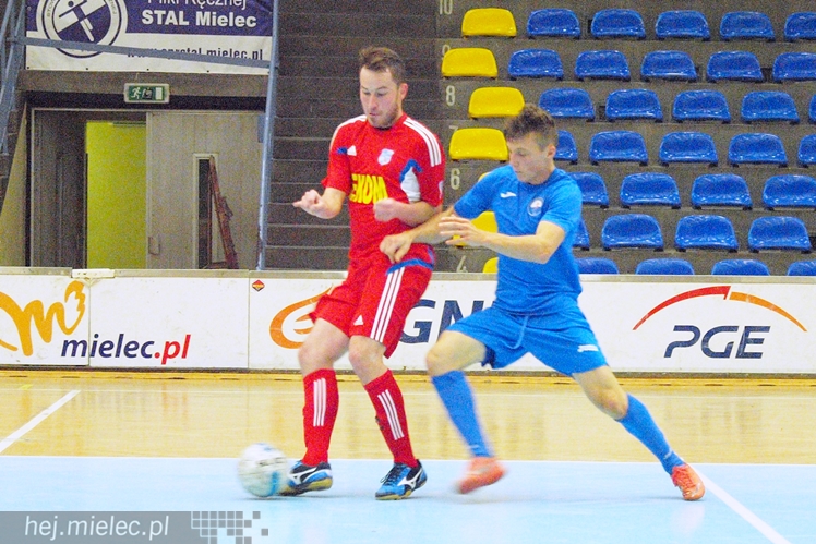 Futsal znaczy emocje. KF Stal punktów nie zdobyła ale zasłużyła na brawa