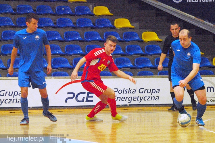 Futsal znaczy emocje. KF Stal punktów nie zdobyła ale zasłużyła na brawa