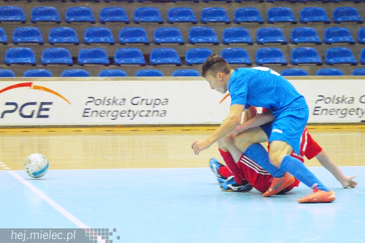 Futsal znaczy emocje. KF Stal punktów nie zdobyła ale zasłużyła na brawa