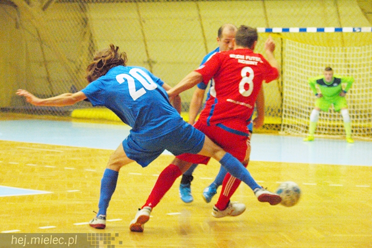 Futsal znaczy emocje. KF Stal punktów nie zdobyła ale zasłużyła na brawa