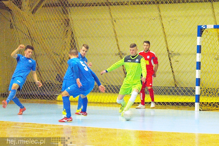 Futsal znaczy emocje. KF Stal punktów nie zdobyła ale zasłużyła na brawa