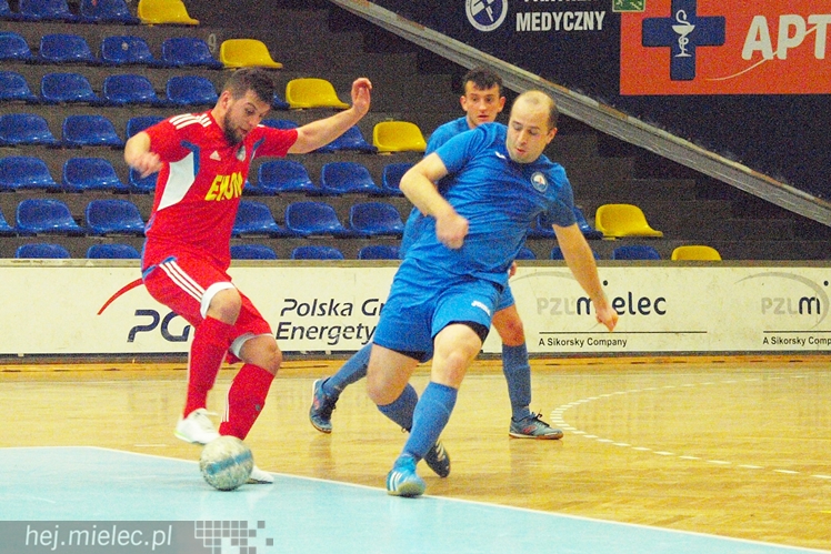 Futsal znaczy emocje. KF Stal punktów nie zdobyła ale zasłużyła na brawa
