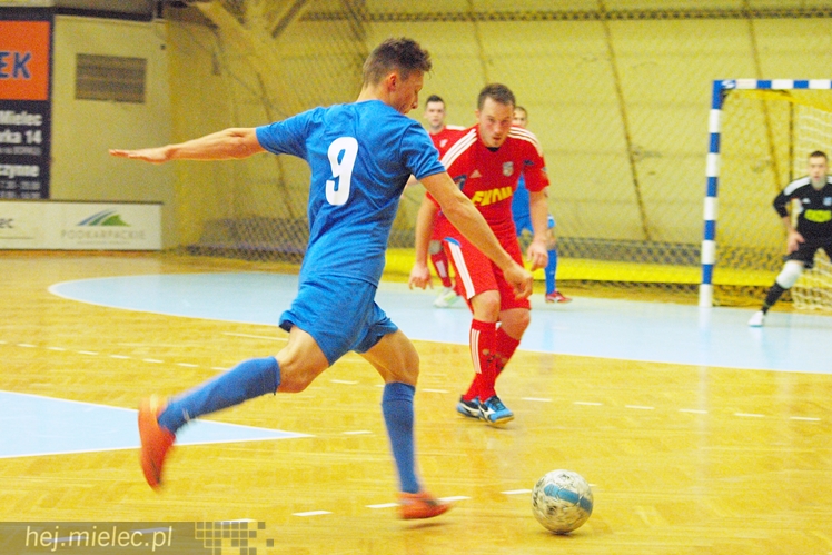 Futsal znaczy emocje. KF Stal punktów nie zdobyła ale zasłużyła na brawa