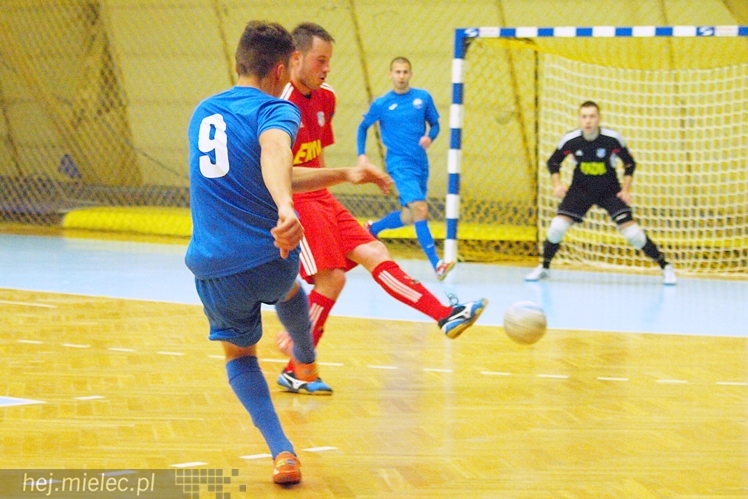 Futsal znaczy emocje. KF Stal punktów nie zdobyła ale zasłużyła na brawa