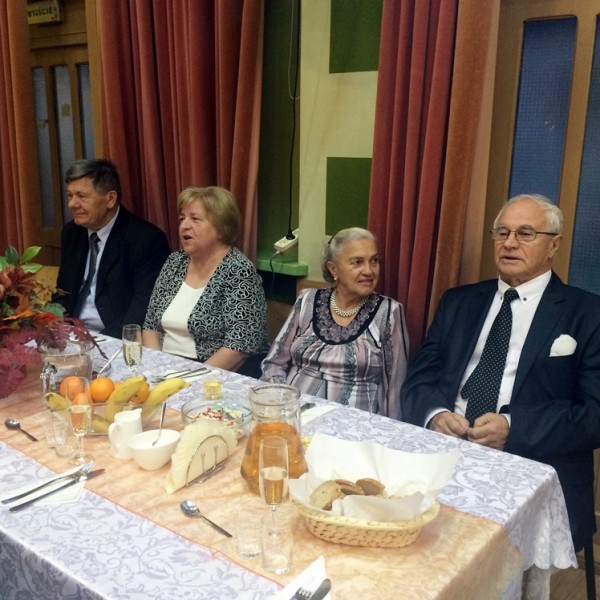 Kluby seniora zabawą taneczną uczciły swoje święto
