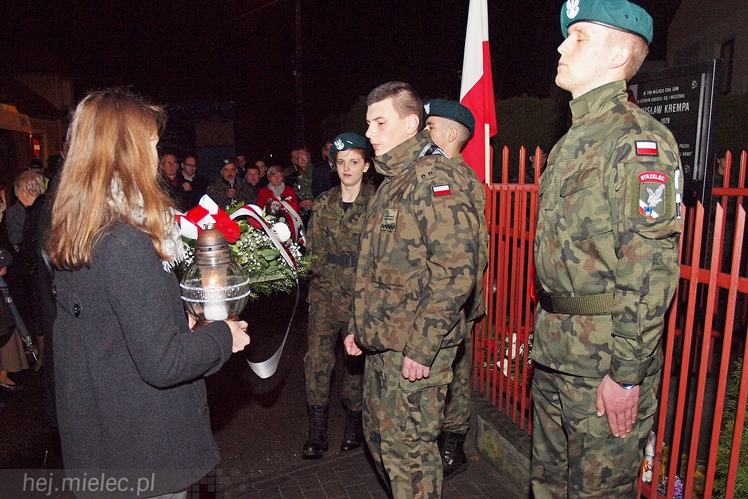 Na Kilińskiego zatrzymaj się przy tablicy przypominającej o Stanisławie Krempie