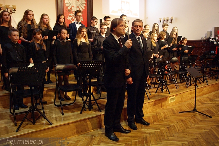 Uczniowie Państwowej Szkoły Muzycznej z koncertem z okazji Święta Niepodległości