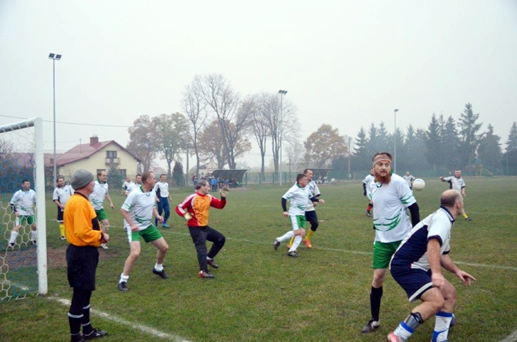 Biało-czerwony turniej piłkarski w Chorzelowie