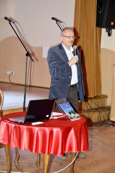 Wieczór promującym książkę Włodzimierza Gąsiewskiego ?Ludzie i miejsca pamięci gminy Mielec?