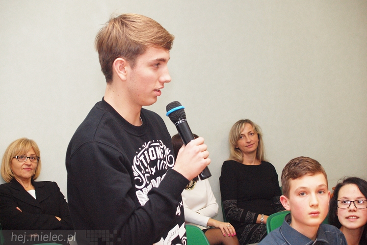 Pierwsze spotkanie Młodzieżowej Rady Miejskiej w stylu ?poznajmy się?