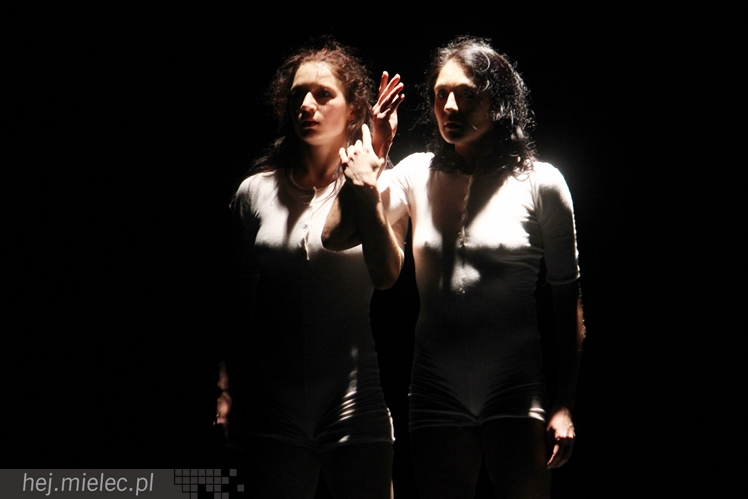 Spektakl teatru tańca ?Homo religiosus? na mieleckiej scenie