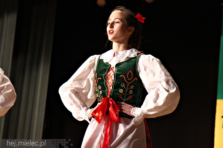 XIV Przegląd Zespołów Tanecznych PASIKONIK 2015. Dzień 1