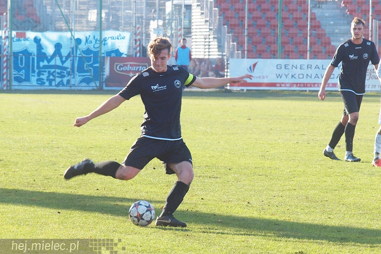 Stal Mielec zremisowałw w Niepołomicach z Puszczą
