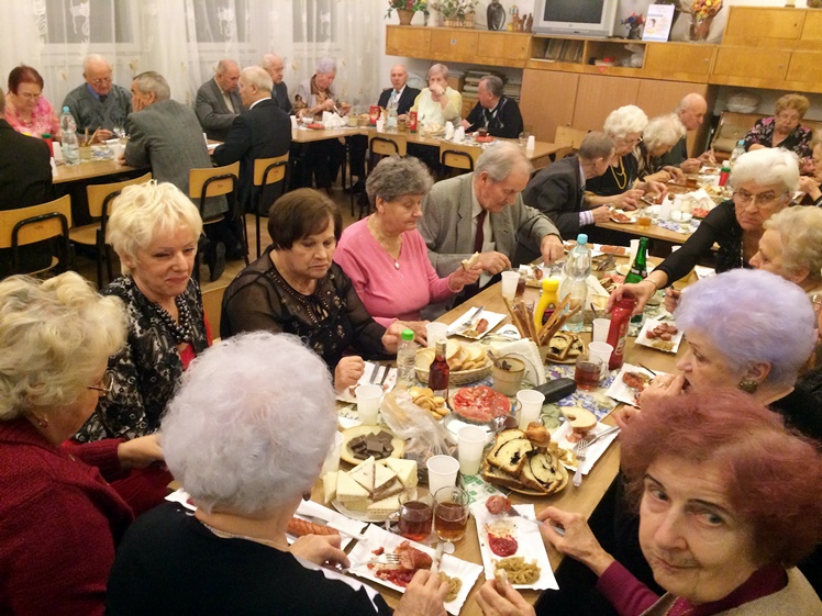 Andrzejkowe zabawy w ?Złotej Jesieni?
