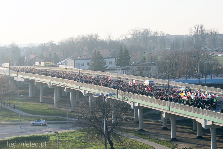 Tysiące młodych z Diecezji Tarnowskiej odwiedziło Mielec