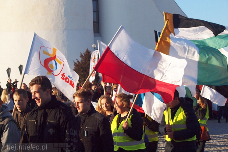 Tysiące młodych z Diecezji Tarnowskiej odwiedziło Mielec