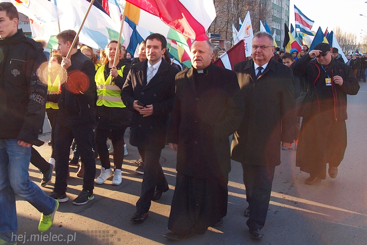 Tysiące młodych z Diecezji Tarnowskiej odwiedziło Mielec