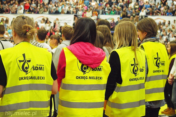 Tysiące młodych z Diecezji Tarnowskiej odwiedziło Mielec