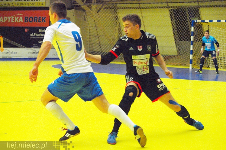 Zaklęta Hangar Arena? Futsalowcy ze Stali nie mogą się przełamać