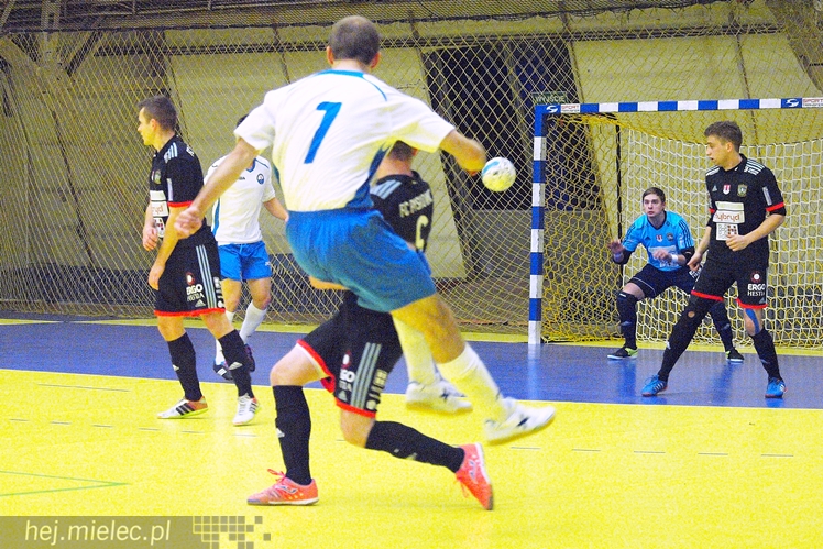 Zaklęta Hangar Arena? Futsalowcy ze Stali nie mogą się przełamać