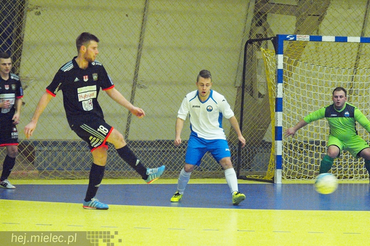Zaklęta Hangar Arena? Futsalowcy ze Stali nie mogą się przełamać