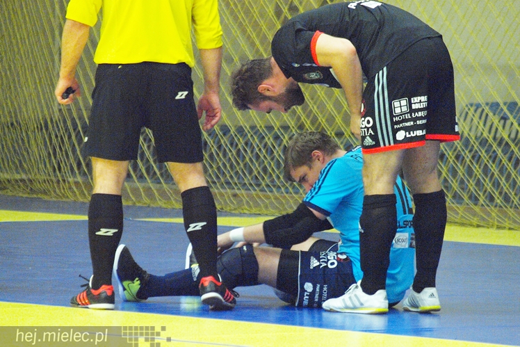 Zaklęta Hangar Arena? Futsalowcy ze Stali nie mogą się przełamać