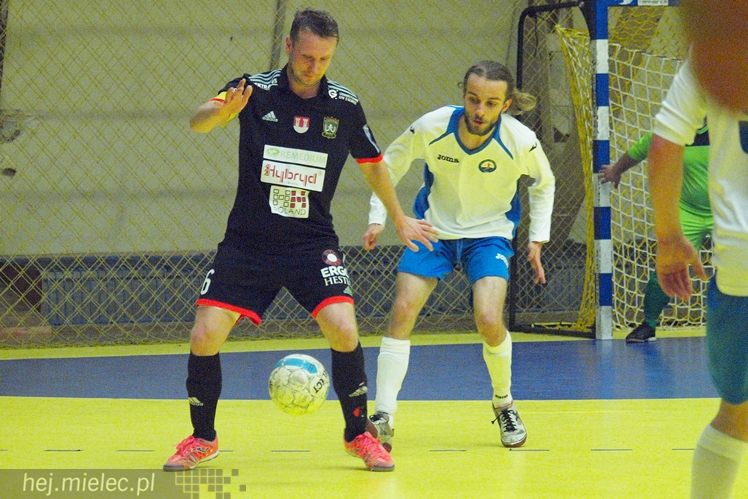 Zaklęta Hangar Arena? Futsalowcy ze Stali nie mogą się przełamać