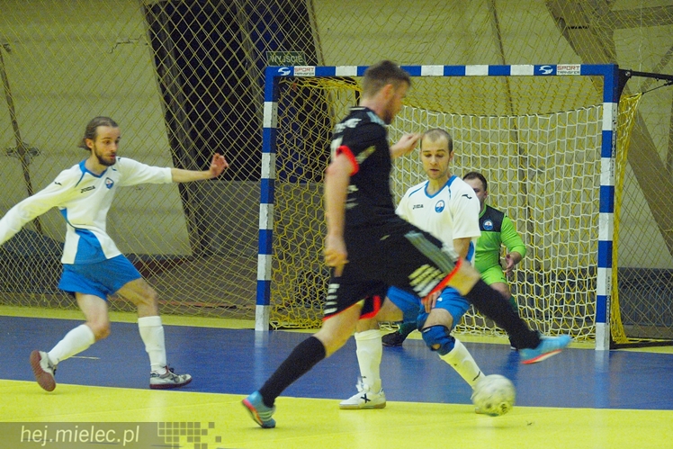 Zaklęta Hangar Arena? Futsalowcy ze Stali nie mogą się przełamać