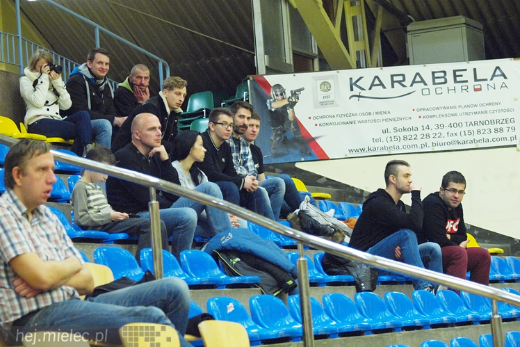 Zaklęta Hangar Arena? Futsalowcy ze Stali nie mogą się przełamać