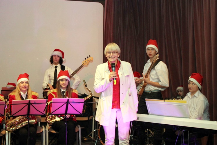 Orkiestra Huty Szkła ze Staszowa zagrała w Przecławiu