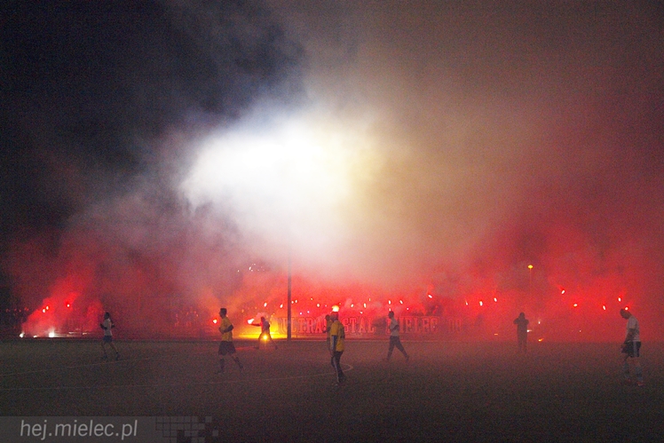Mecz Wigilijny 2015: Kibice - Piłkarze 3:5