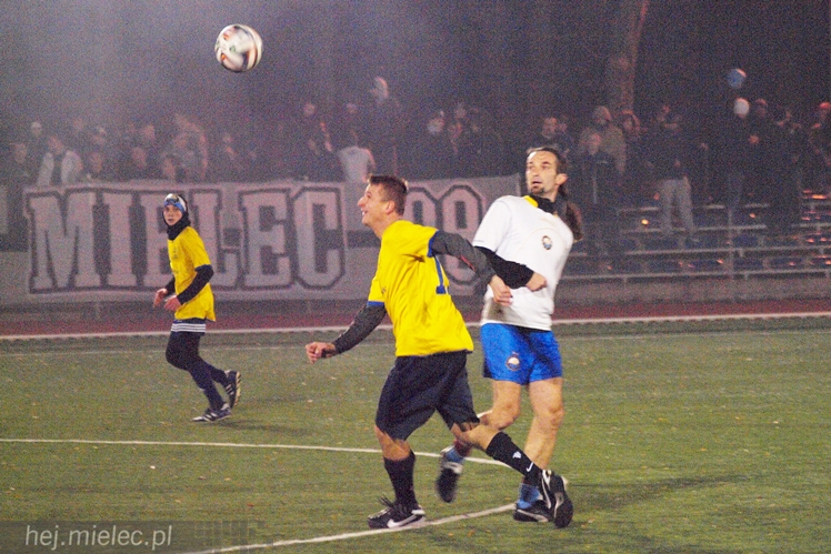 Mecz Wigilijny 2015: Kibice - Piłkarze 3:5