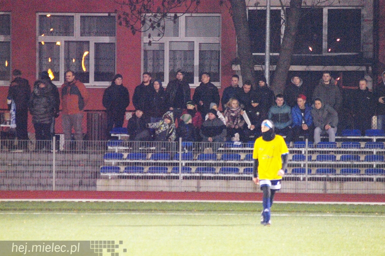 Mecz Wigilijny 2015: Kibice - Piłkarze 3:5