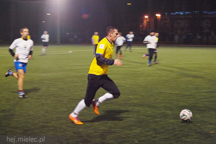 Mecz Wigilijny 2015: Kibice - Piłkarze 3:5