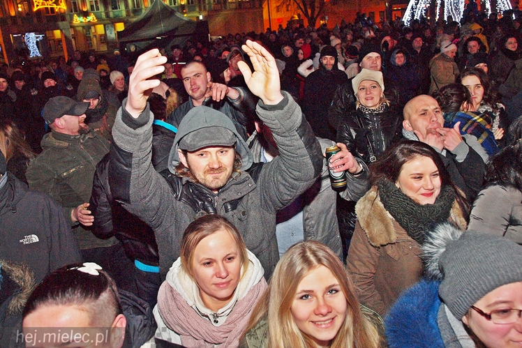 Powitanie 2016 roku na Placu AK w Mielcu