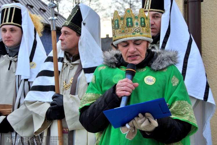 Kolorowy Orszak Trzech Króli przeszedł ulicami Partyni