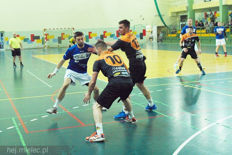 PGE Stal Mielec zagrała sparing bardzo młodym składem