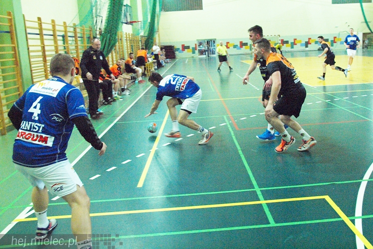 PGE Stal Mielec zagrała sparing bardzo młodym składem