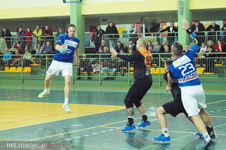 PGE Stal Mielec zagrała sparing bardzo młodym składem